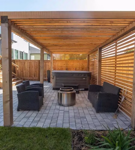 Modern-pergola-with-stone-patio.jpg
